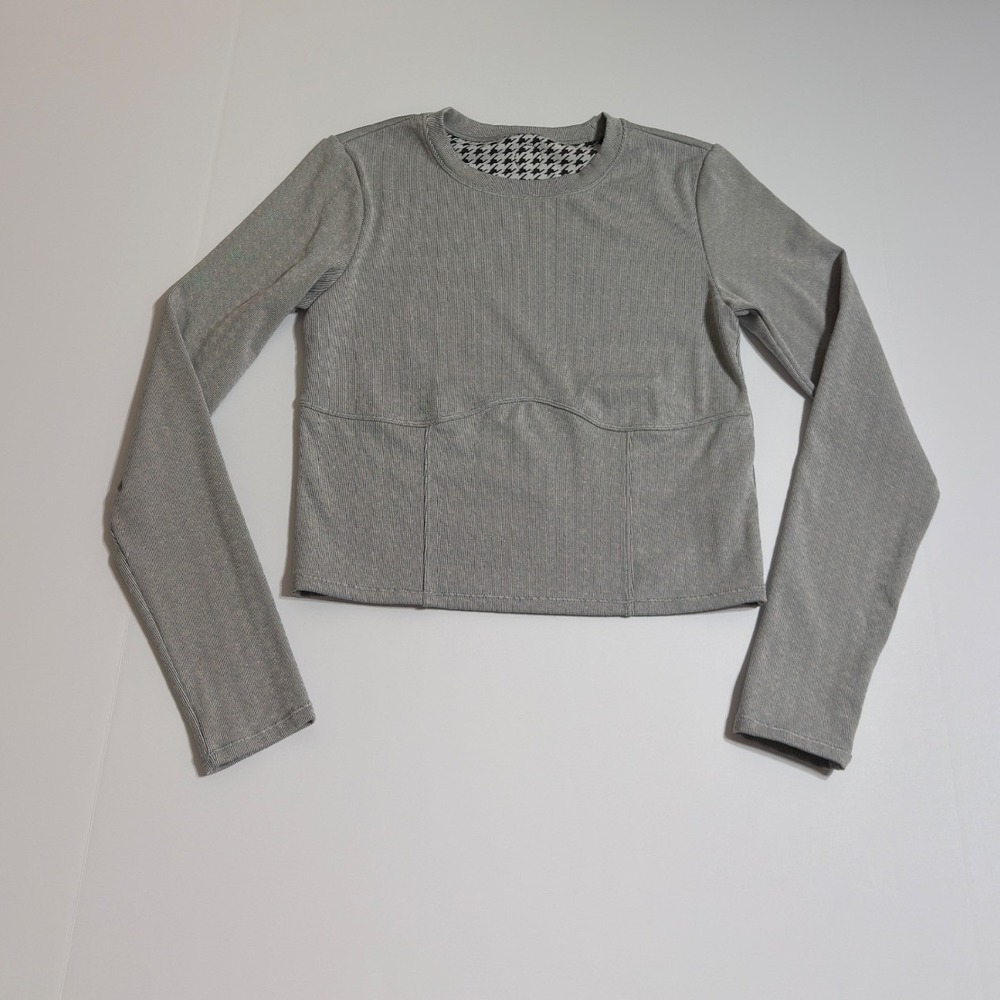 Vuori Grey Ribbed Activewear Set Long Sleeve Crop Top & Leggings Medium - Picture 2 of 7